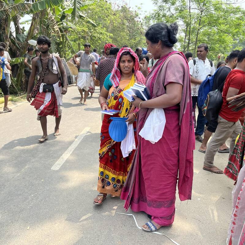 Giving out Gideon Bibles at Hindu Festival